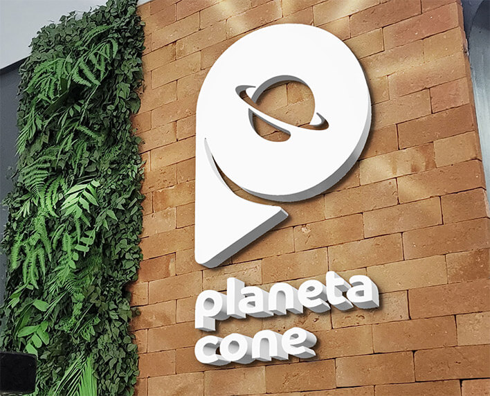 home fachada planeta cone